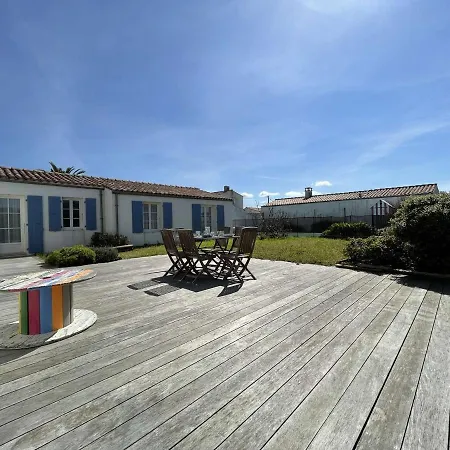 Parque de Campismo Grande Avec Wifi, Jardin, 10 Couchages à Saint-denis-d'oléron - Fr-1-246a-226 3*